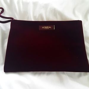Velvet L'oreal clutch